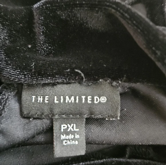 The Limited Black Velvet Top PXL - Picture 5 of 5